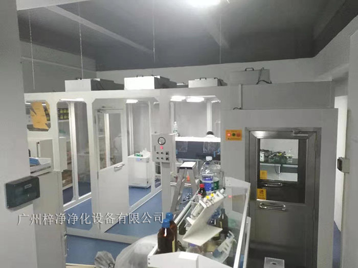 風淋室、傳遞窗、潔凈棚作為無塵室中的重要組成部分